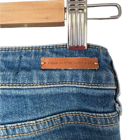 Anthropologie Pilcro & the Letterpress Mid Rise Slim Denim Shorts Size 26 Petite - Picture 5 of 9